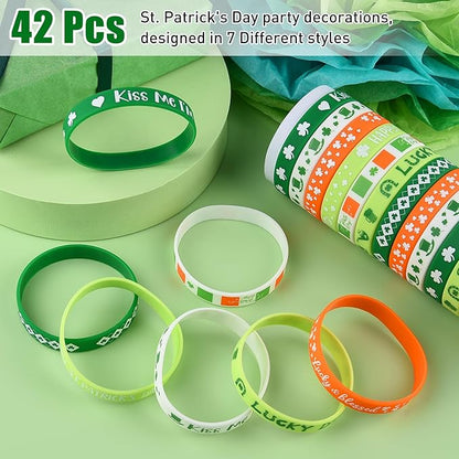 Morcheiong 42 Pieces St. Patrick's Day Shamrock Rubber Bracelets Classic Silicone Wristbands for Kids Adults Green Irish Day Party Supplies