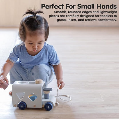 PlanToys® Sorting Bus Wooden Toy for Kids Ages 3+ | Montessori Shape & Colour Learning Activity for Sorting, Coordination & Fine Motor Skills | Eco-Friendly Educational Playset