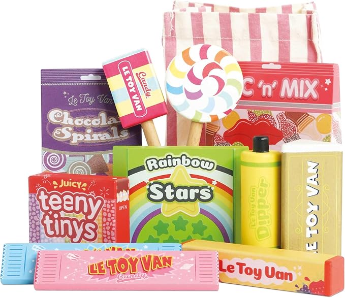 Le Toy Van - Wooden Chopping Board and Super Food Set | Perfect for Supermarket, Food Shop or Cafe Pretend Play – Suitable for Boys & Girls Age 24+ Months