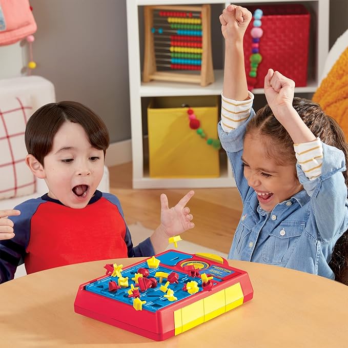 Hasbro HSBF7697 Perfection Refresh Playing Game