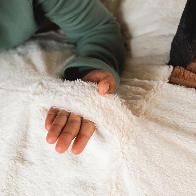 Big Joe Wild Things Foam Filled Animal Bean Bag Chair with Removable Cover, Francesca Feline Snugglepuff, Soft Faux Fur, 3 feet Big