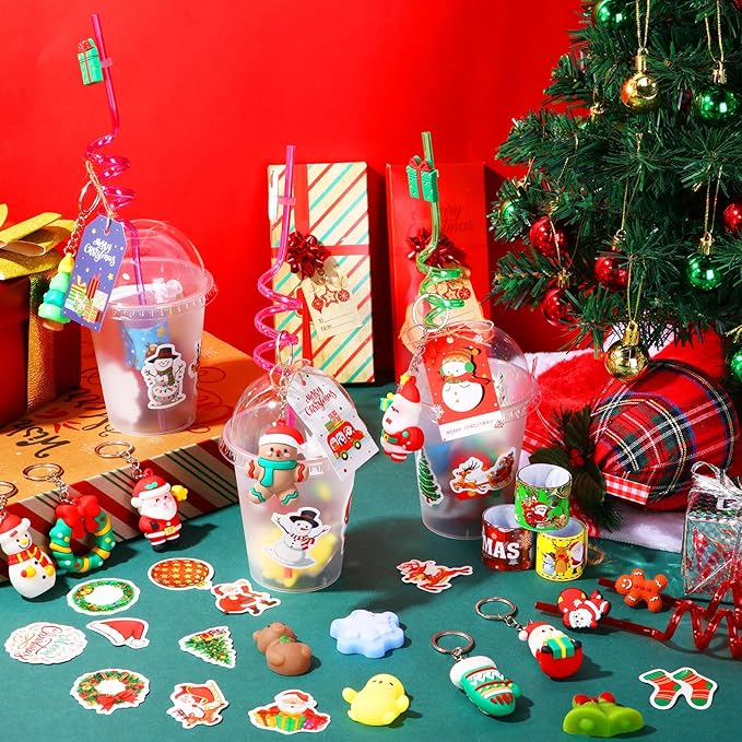Shappy 160 Pcs Christmas Party Favors Prizes Gift Bulk, Assortment Toys Plastic Cups with Lids Mini Christmas Squeeze Slap Bracelets Straws Sticker Gift Tags and Keychains Xmas Goodie Bags for Kids