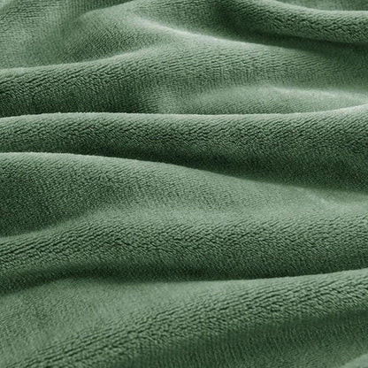 CozyLux Fleece Blanket Throw XL Forest Green - 300GSM Soft Lightweight Microfiber Flannel Blankets for Travel Camping Chair and Sofa, Fuzzy Blanket for Kids, Cozy Luxury Plush Bed Blankets, Green