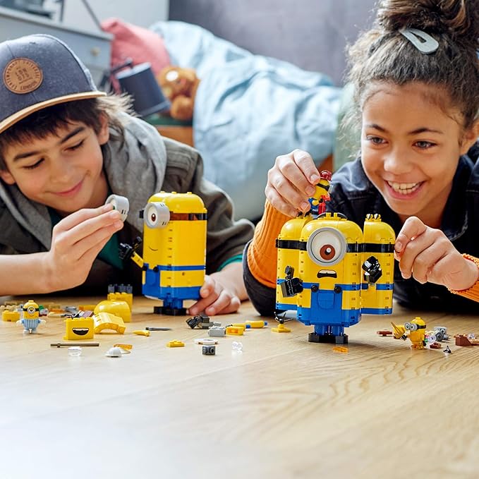 Lego Minions: The Rise of Gru: Brick-Built Minions and Their Lair (75551) Building Set for Kids, Great Birthday Present for Kids Who Love Minions, Kevin, Bob and Stuart (876 Pieces)