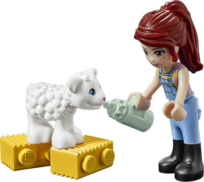 LEGO Juniors Mia's Farm Suitcase 10746