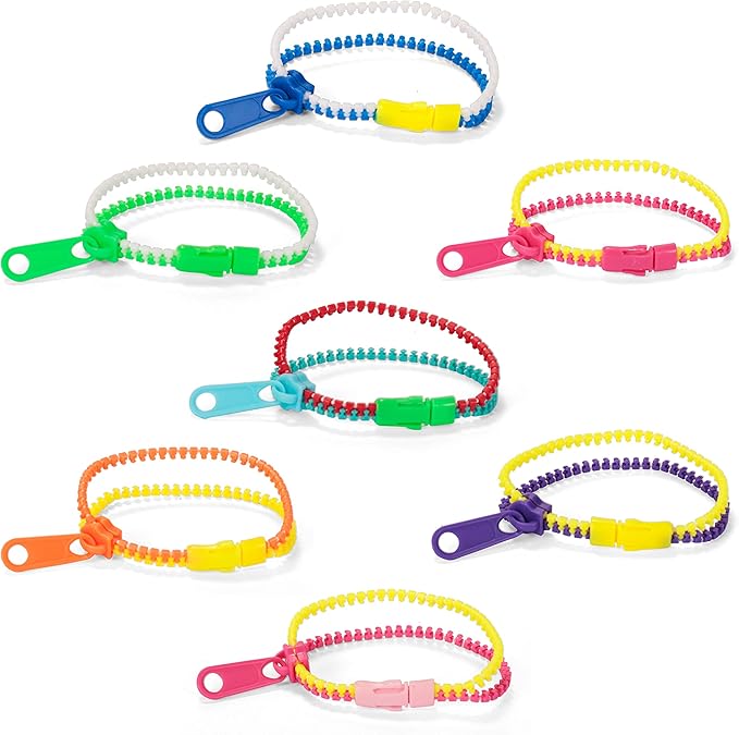 JOYIN 28 Pcs Valentines Day Pre Filled Hearts with Cards Filled with Zipper Bracelets for Kids Classroom Exchange, Cute Toys for Valentine Party Favors, Gift Exchange, Game Prizes