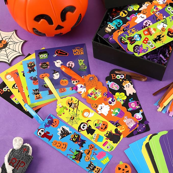 JUNEBRUSHS 30 Sets Halloween Crafts , DIY Halloween Bookmarks Craft Kits with Assorted Pumpkin Witch Ghost Bat Stickers Arts and Crafts Classroom Game Activities Halloween Party Favor