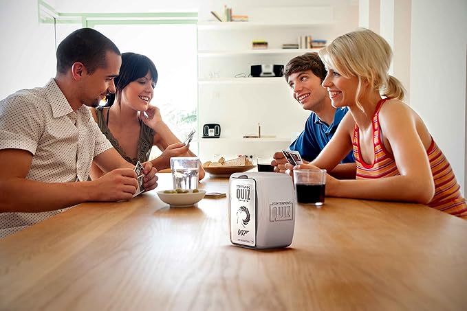 Top Trumps James Bond Movie Trivia Ggame: Quiz Games - Trivia Quiz - Kids Games - Games for Adults - Great Travel Games and Road Trip Games - Trivia Outdoor Games 2+ Players