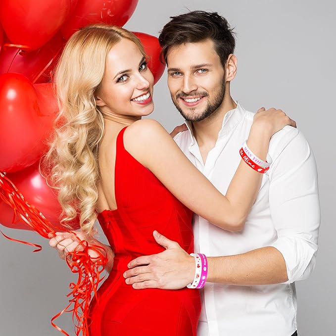 NEBURORA 16 Pieces Valentine's Day Silicone Wristbands Pink Red Heart Rubber Bracelets for Valentine's Gift Party Decoration Favors