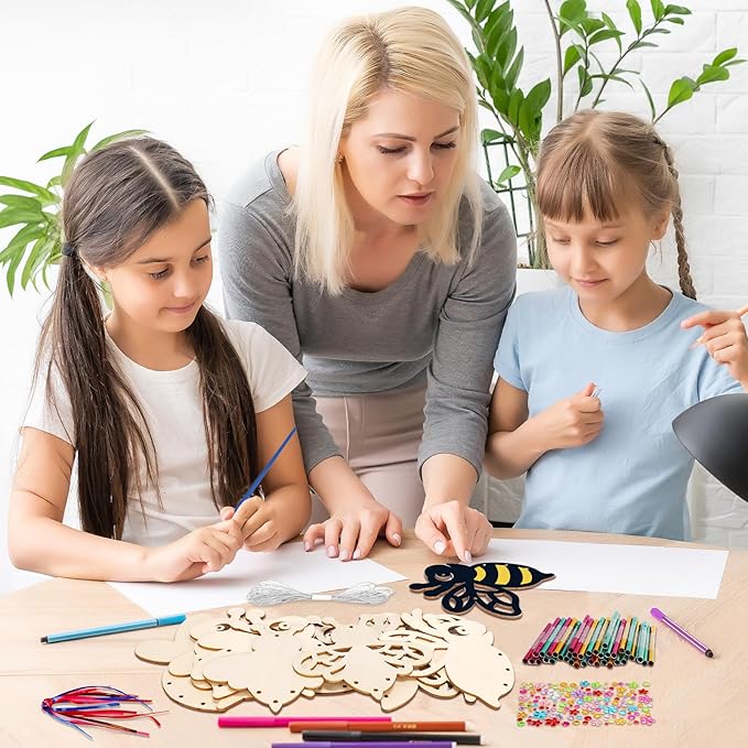 Fennoral 10 Pack Bee Wind Chime Kit for Kids Make You Own Honey Bee Wind Chimes Ornaments DIY Coloring Wooden Art and Craft for Insects Spring Art Activities Birthday Party Decorations