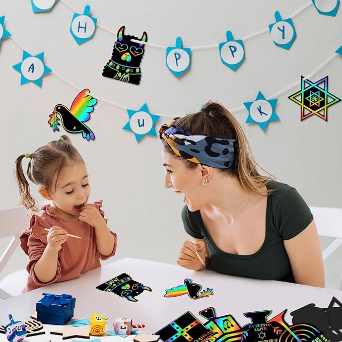 JULMELON Hanukkah Scratch Art, 36 PCS Hanukkah Craft Kits for Kids Rainbow Magic Scratch Art Chanukah Hanging Ornaments Scratch Paper for Hanukkah Decorations Kids Party Games Toys Gifts
