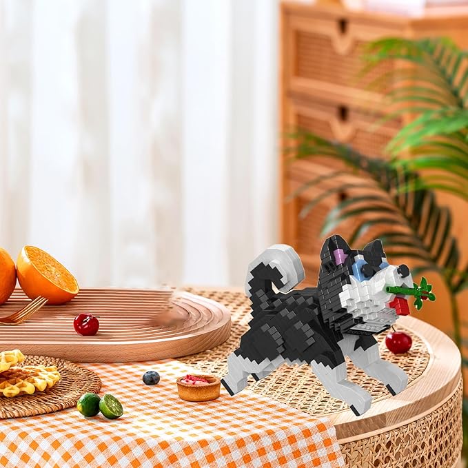 Cute Animal Building Blocks, Pet Micro Mini Building Blocks for Adults and Kids Age 6+ Gift Toy 1002 Pcs (Black Husky)