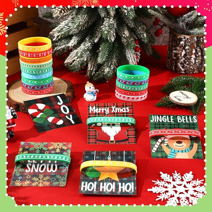 100 Set Christmas Silicone Bracelets with Christmas Tags Xmas Rubber Wristbands for Kids Adult Christmas Party Favors Bracelets Silicone Wristband Christmas Birthday Decoration Gift Supplies
