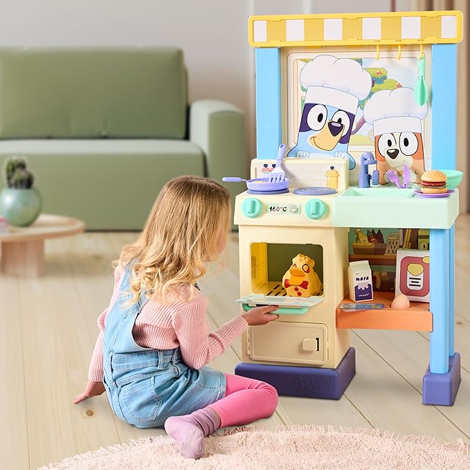 Bluey - Cook with Chef Kitchen Playset, with Over 20 Sounds, Phrases, Music and Lights, Plus 20 Play Pieces Included, Over 3 feet/ 90cm Tall, Includes A Chef Hat and Duck Cake