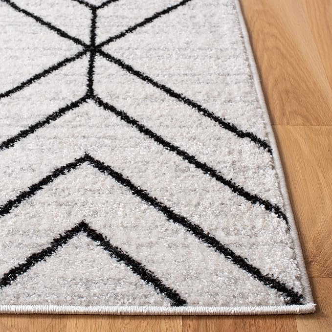 SAFAVIEH Adirondack Collection Runner Rug - 2'6" x 12', Ivory & Black, Modern Geometric Design, Non-Shedding & Easy Care, Ideal for High Traffic Areas in Living Room, Bedroom (ADR241A)
