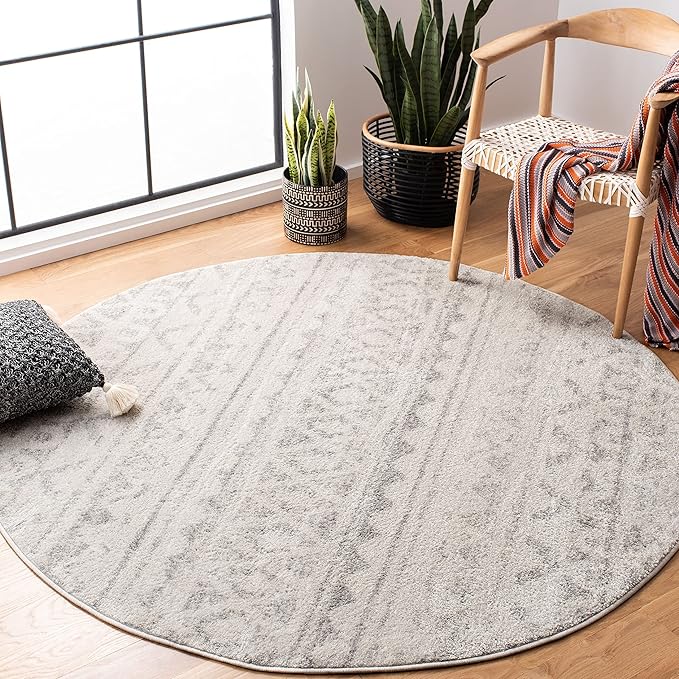 SAFAVIEH Adirondack Collection Accent Rug - 4' x 6', Ivory & Navy, Moroccan Boho Distressed Design, Non-Shedding & Easy Care, Ideal for High Traffic Areas in Entryway, Living Room, Bedroom (ADR119M)
