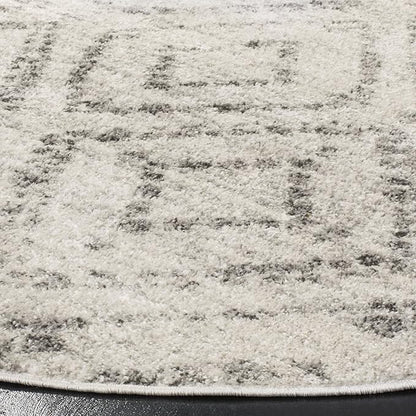 SAFAVIEH Adirondack Collection 3' Round Light Grey/Grey ADR131C Diamond Distressed Non-Shedding Living Room Bedroom Area Rug