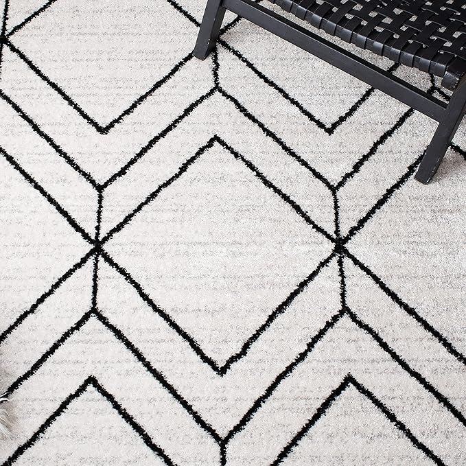 SAFAVIEH Adirondack Collection X-Large Area Rug - 11' x 15', Ivory & Black, Modern Geometric Design, Non-Shedding & Easy Care, Ideal for High Traffic Areas in Living Room, Bedroom (ADR241A)