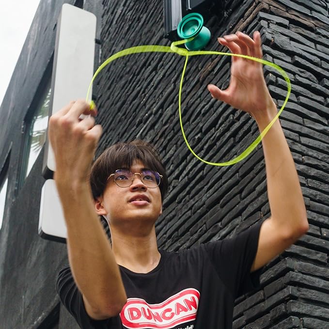 Duncan Toys Windrunner Yo-Yo [Red] - Unresponsive Pro Level Aluminum Yo-Yo with Double Rim, Concave Bearing, SG Sticker Response