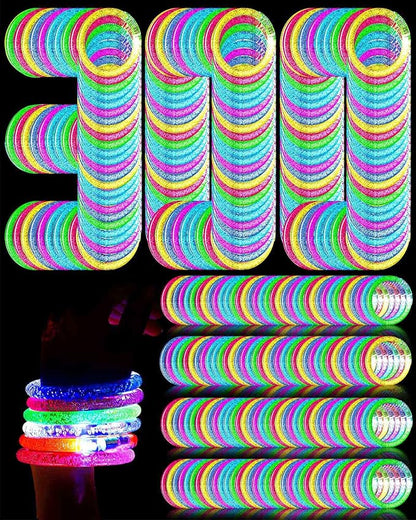 300 Pcs Glow Sticks Bracelets Glow in the Dark LED Bracelets Neon Party Favors Halloween Flashing Light Up Bracelet Toys for Adults Rave Concert Birthday Carnival Wedding New Year Supplies