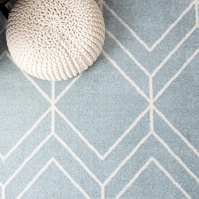 SAFAVIEH Adirondack Collection Runner Rug - 2'6" x 6', Blue & Ivory, Modern Geometric Design, Non-Shedding & Easy Care, Ideal for High Traffic Areas in Living Room, Bedroom (ADR241M)
