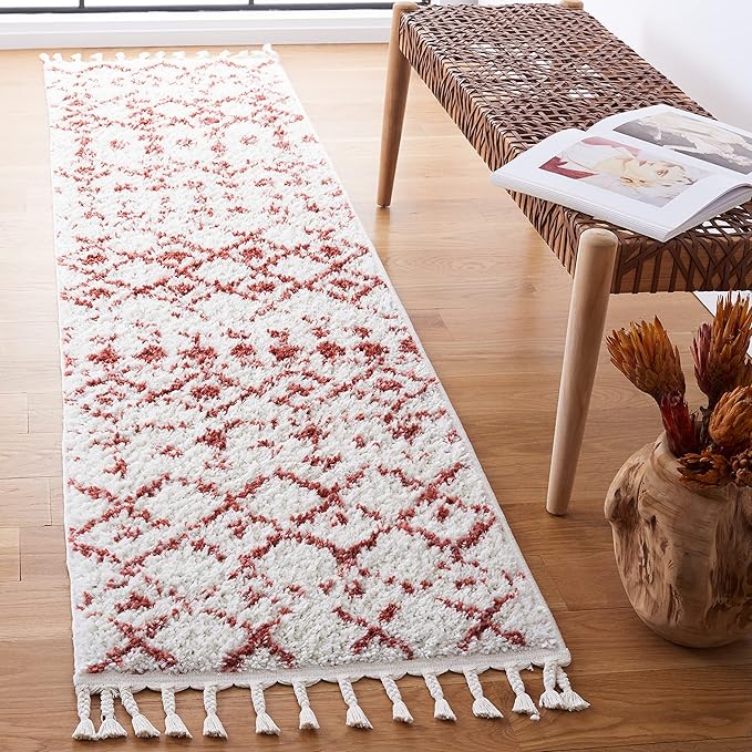 SAFAVIEH Berber Fringe Shag Collection Runner Rug - 2'2" x 8', Ivory & Rust, Moroccan Design, Non-Shedding & Easy Care, 1.2-inch Thick Ideal for High Traffic Areas in Living Room, Bedroom (BFG516P)