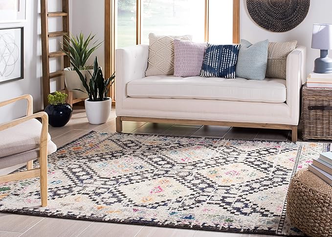 SAFAVIEH Madison Collection Accent Rug - 3' x 5', Black & Yellow, Boho Diamond Distressed Design, Non-Shedding & Easy Care, Ideal for High Traffic Areas in Entryway, Living Room, Bedroom (MAD418Z)