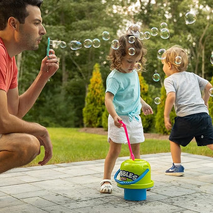 Fubbles Bubbles No-Spill Big Bubble Bucket in Green | Bubbles for Toddlers and Kids of All Ages | Includes Fubbles Bubbles Bucket and 3 Bubble Wands, Made in The USA