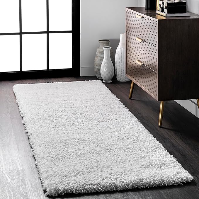 nuLOOM Gynel Solid 2x8 Runner Shag Rug for Living Room Bedroom Dining Room Nursery Entryway Hallway, Snow White