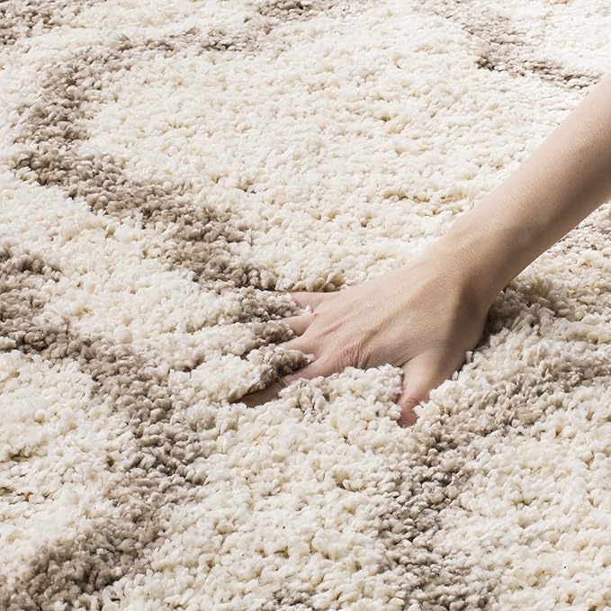 SAFAVIEH Hudson Shag Collection Runner Rug - 2'3" x 8', Ivory & Beige, Moroccan Design, Non-Shedding & Easy Care, 2-inch Thick Ideal for High Traffic Areas in Living Room, Bedroom (SGH284D)