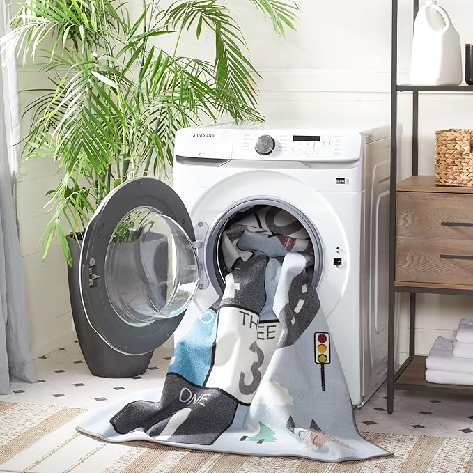 SAFAVIEH Kids Playhouse Collection Area Rug - 7'9" x 10', Grey & Blue, Non-Shedding Machine Washable & Slip Resistant Ideal for High Traffic Areas for Boys & Girls in Playroom, Bedroom (KPH226F)