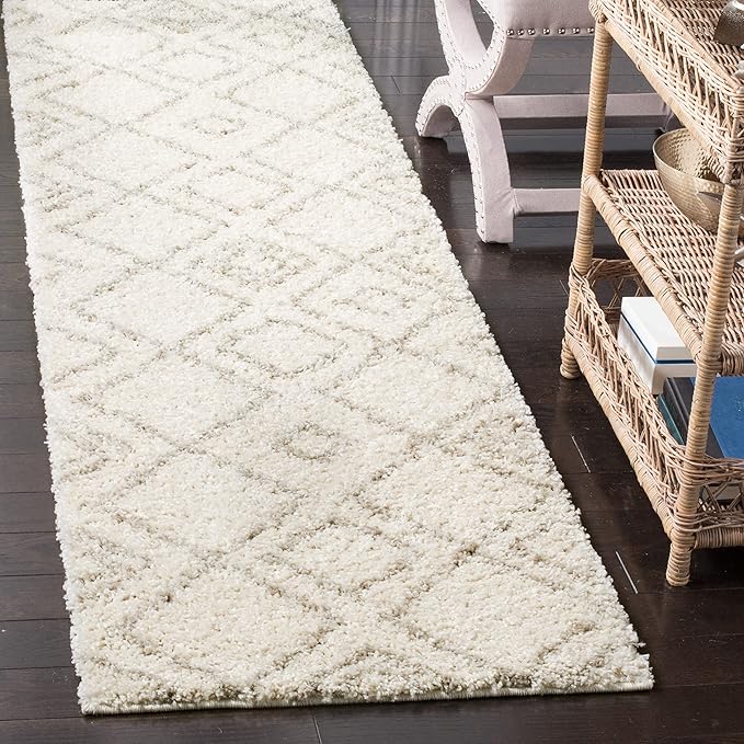 SAFAVIEH Arizona Shag Collection Runner Rug - 2'3" x 6', Ivory & Beige, Moroccan Design, Non-Shedding & Easy Care, 1.6-inch Thick Ideal for High Traffic Areas in Living Room, Bedroom (ASG744A)