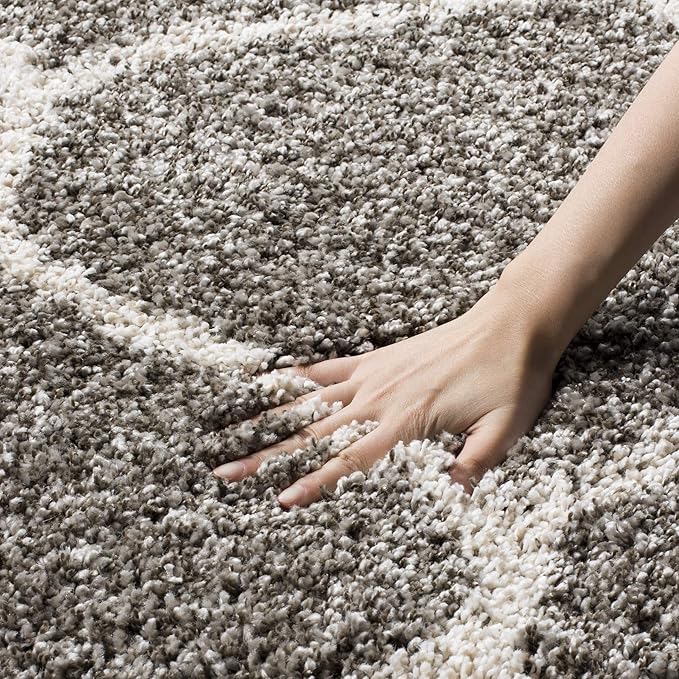 SAFAVIEH Hudson Shag Collection Runner Rug - 2'3" x 10', Grey & Ivory, Moroccan Trellis Design, Non-Shedding & Easy Care, 2-inch Thick Ideal for High Traffic Areas in Living Room, Bedroom (SGH280B)