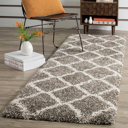 SAFAVIEH Hudson Shag Collection Accent Rug - 2'3" x 3'9", Grey & Ivory, Trellis Design, Non-Shedding & Easy Care, 2-inch Thick Ideal for High Traffic Areas in Entryway, Living Room, Bedroom (SGH283B)