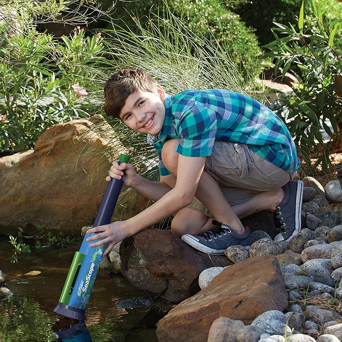Educational Insights GeoSafari SeaScope, Explore Underwater Without Getting Wet, Includes Magnifier & LED Flashlight, Ages 8+