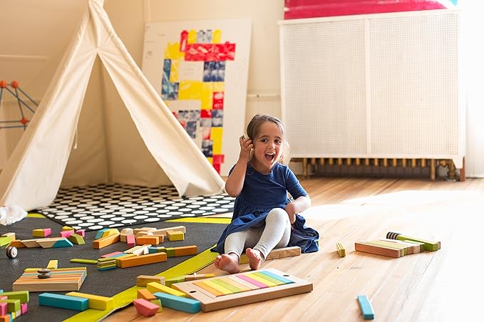 6 Piece Tegu Pocket Pouch Prism Magnetic Wooden Block Set, Nelson