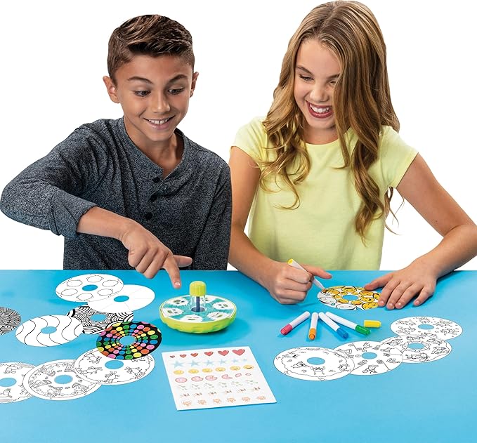 Gifeez, Spinning GIF Art Studio, Creates Over 30 Custom Animations, for Kids Aged 6 and up