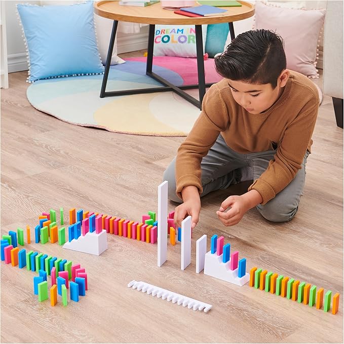 Spin Master Games, Lily Hevesh H5 Domino Creations 100-Piece Neon Dominoes Set, Building Toys for Kids & Family, Classic Activity Game, 1 & Up Players, for Ages 5 & Up