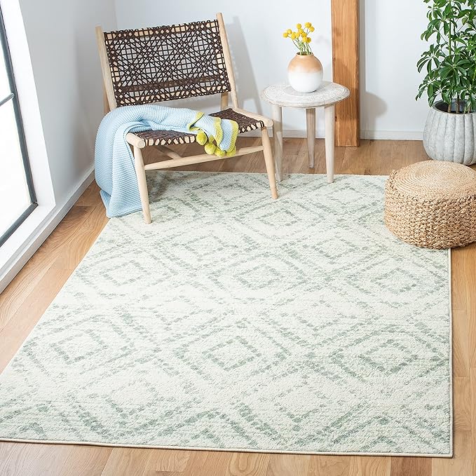 SAFAVIEH Adirondack Collection Accent Rug - 3' x 5', Ivory & Green, Modern Distressed Design, Non-Shedding & Easy Care, Ideal for High Traffic Areas in Entryway, Living Room, Bedroom (ADR131X)