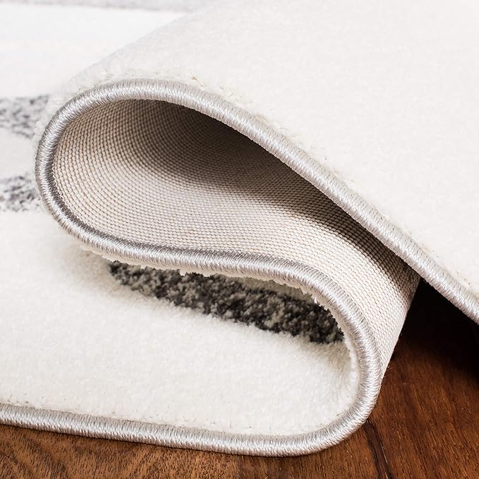 SAFAVIEH Carousel Kids Collection Runner Rug - 2'3" x 6', Grey & Ivory, Animal Design, Non-Shedding & Easy Care, Ideal for High Traffic Areas for Boys & Girls in Playroom, Nursery, Bedroom (CRK188B)