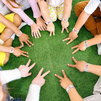 Novelty Place White Slap Bracelets, 25 Pcs DIY Blank Party Wrist Strap Snap Band for Teens & Kids - Classroom Craft Activity Prize Gift Costume