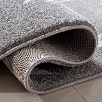 SAFAVIEH Carousel Kids Collection 5'3" Square Grey/Ivory CRK195F Koala Hug Non-Shedding Nursery Playroom Area Rug