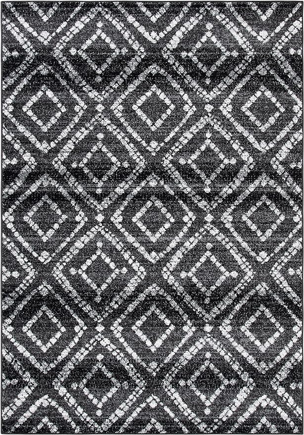 SAFAVIEH Adirondack Collection Accent Rug - 4' x 6', Black & Ivory, Modern Distressed Design, Non-Shedding & Easy Care, Ideal for High Traffic Areas in Entryway, Living Room, Bedroom (ADR131A)