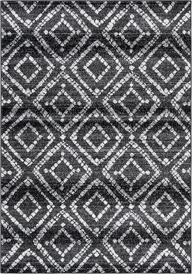 SAFAVIEH Adirondack Collection Accent Rug - 3' x 5', Black & Ivory, Modern Distressed Design, Non-Shedding & Easy Care, Ideal for High Traffic Areas in Entryway, Living Room, Bedroom (ADR131A)