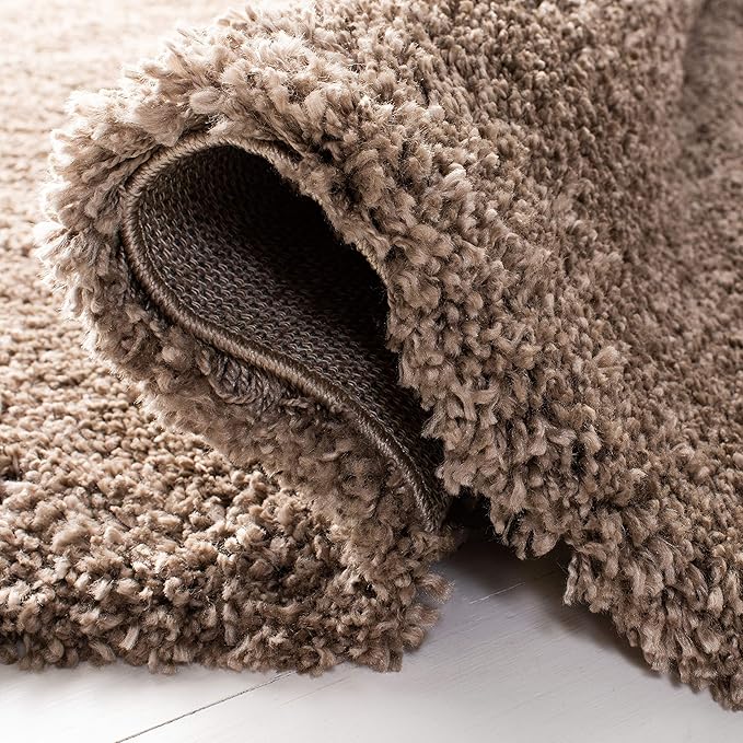 SAFAVIEH Royal Shag Collection Runner Rug - 2'2" x 8', Brown, Non-Shedding & Easy Care, 2-inch Thick Ideal for High Traffic Areas in Living Room, Bedroom (RYG115T)