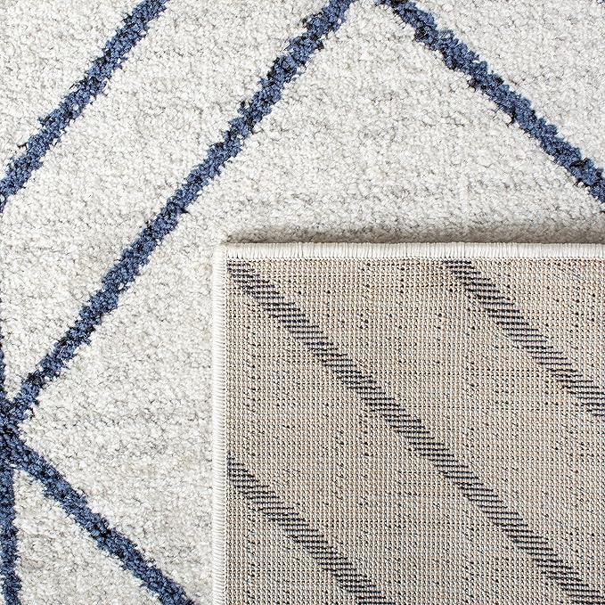 SAFAVIEH Adirondack Collection Runner Rug - 2'6" x 6', Light Grey & Navy, Modern Geometric Design, Non-Shedding & Easy Care, Ideal for High Traffic Areas in Living Room, Bedroom (ADR241N)