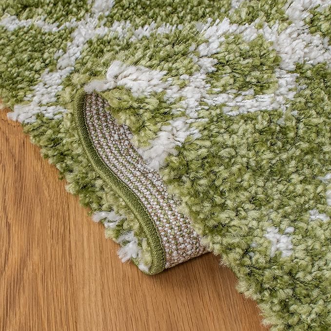 SAFAVIEH Arizona Shag Collection Runner Rug - 2'3" x 8', Green & Ivory, Moroccan Design, Non-Shedding & Easy Care, 1.6-inch Thick Ideal for High Traffic Areas in Living Room, Bedroom (ASG741X)