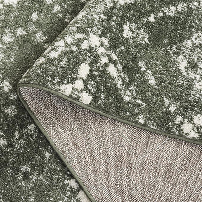 SAFAVIEH Adirondack Collection Runner Rug - 2'6" x 8', Green & Ivory, Geometric Design, Ideal for High Traffic Areas in Entryway, Kitchen & Bathroom (ADR131E-28)