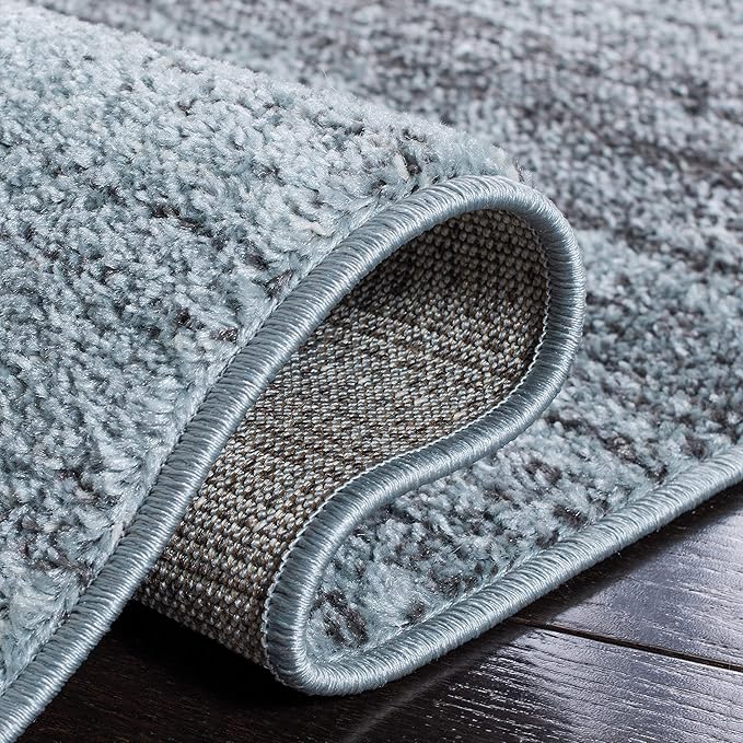 SAFAVIEH Adirondack Collection Runner Rug - 2'6" x 6', Grey & Light Grey, Modern Ombre Design, Non-Shedding & Easy Care, Ideal for High Traffic Areas in Living Room, Bedroom (ADR142G)