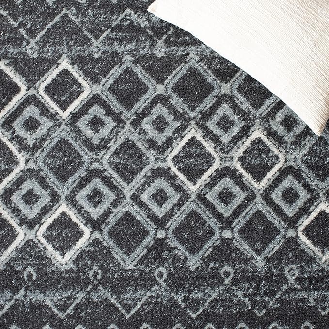 SAFAVIEH Amsterdam Collection Runner Rug - 2'3" x 6', Dark Grey & Light Grey, Moroccan Boho Design, Non-Shedding & Easy Care, Ideal for High Traffic Areas in Living Room, Bedroom (AMS108J)
